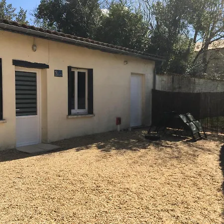 Gites Le Cheval Noir Rouillac  Exterior foto